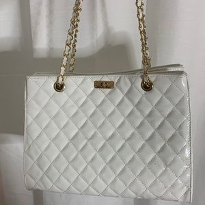 White shoulder bag for women